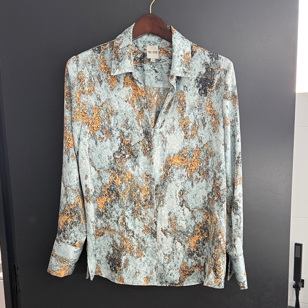 Gold and Bluish Green Patterned Button-Up Shirt